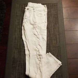 Rue21 white distress skinny Jeans